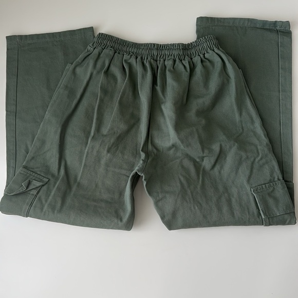 Women’s Green Cargo Pants Size S - Elastic Waist - Casual Utility Style - Picture 3 of 12
